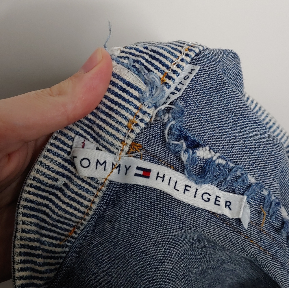 Tommy Hilfiger Women's Medium Wash Blue Jean A Line Mini Skirt Size Small - Picture 14 of 15